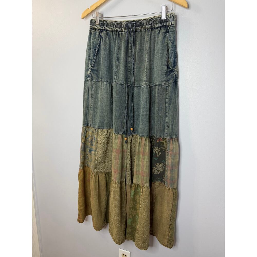 Young Threads Boho chic Tiered Patch Pants Wide Leg Festival Sz M - Picture 14 of 15